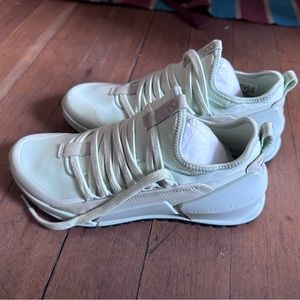 Ecco Biom 2.0 running shoe